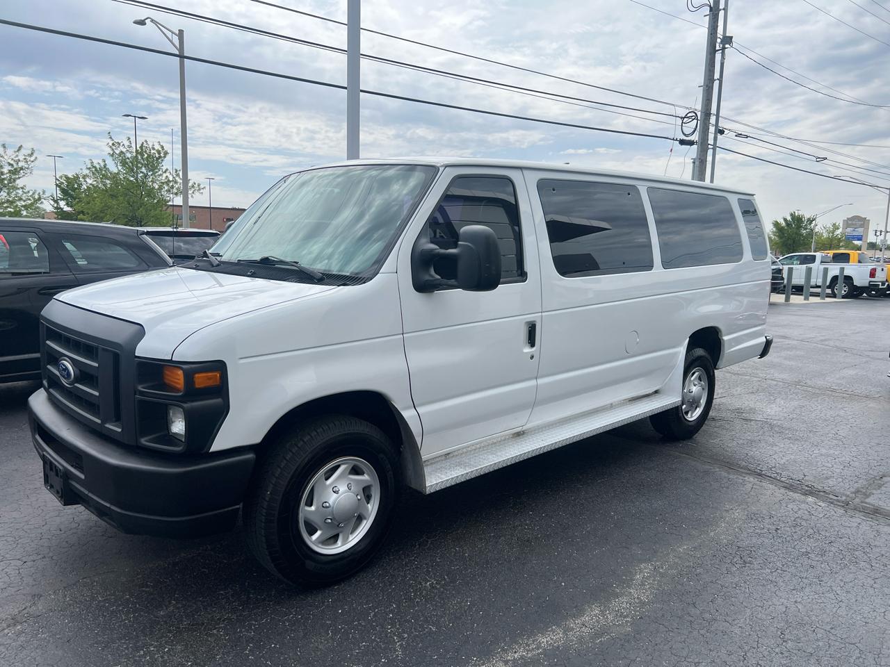 Ford Econoline Cargo Van E-350 Super Duty Ext Commercial 2014