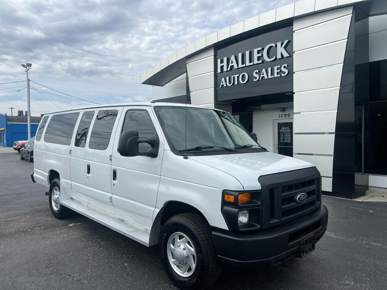 Ford Econoline Cargo Van E-350 Super Duty Ext Commercial 2014