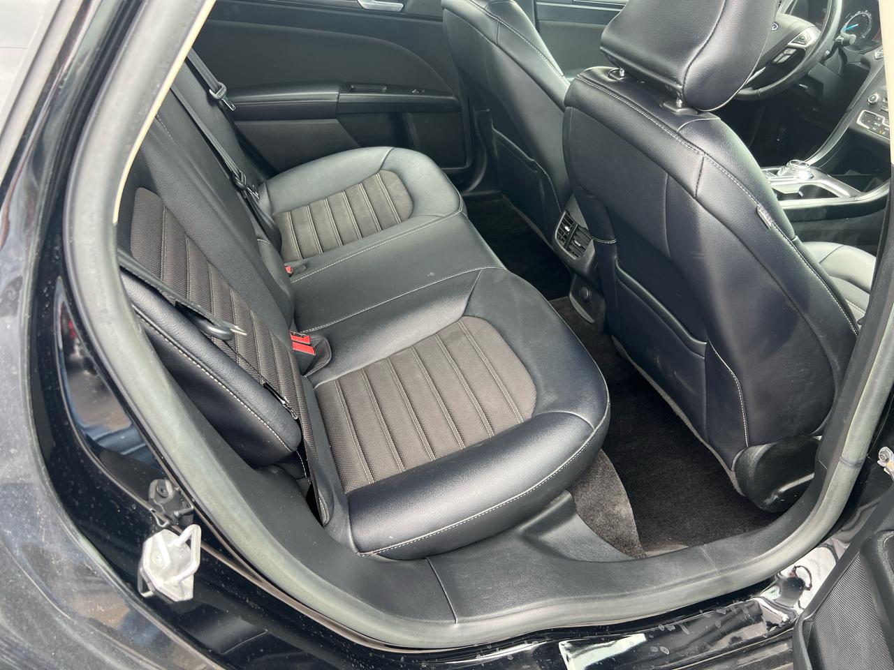 Ford Fusion SE FWD 2018