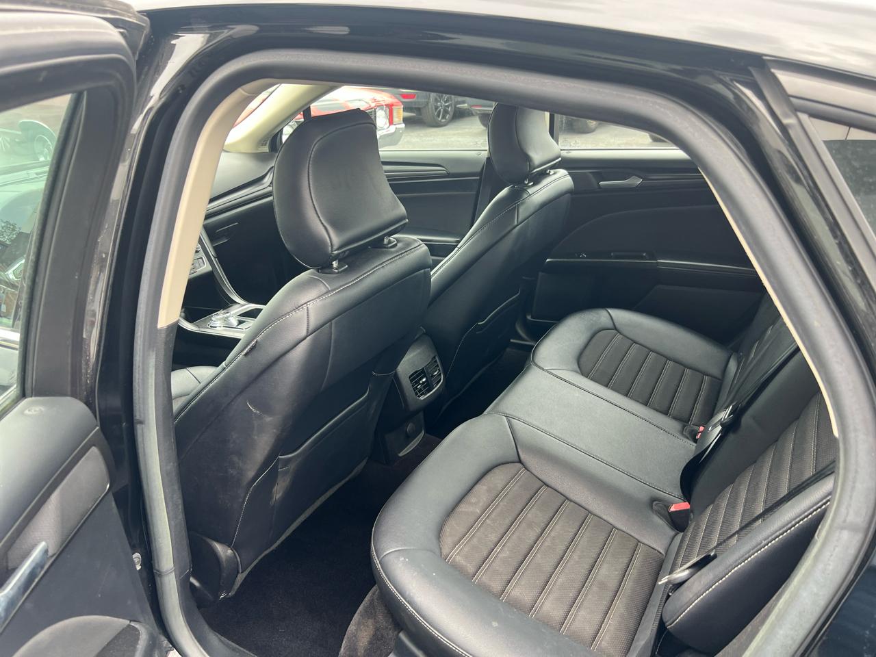 Ford Fusion SE FWD 2018