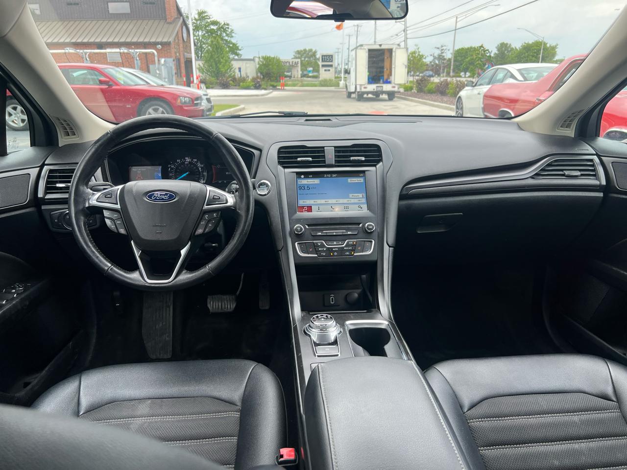 Ford Fusion SE FWD 2018