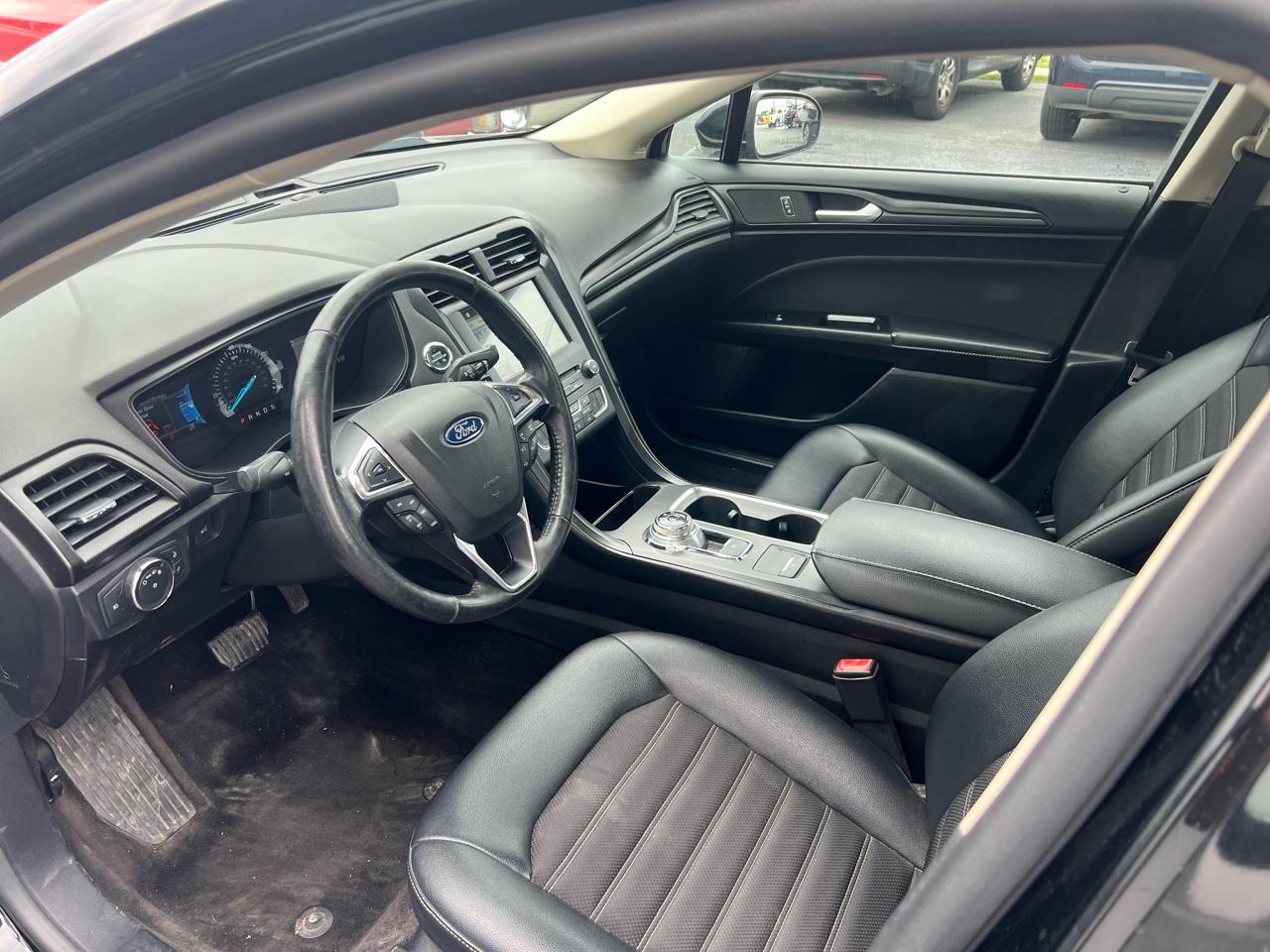Ford Fusion SE FWD 2018