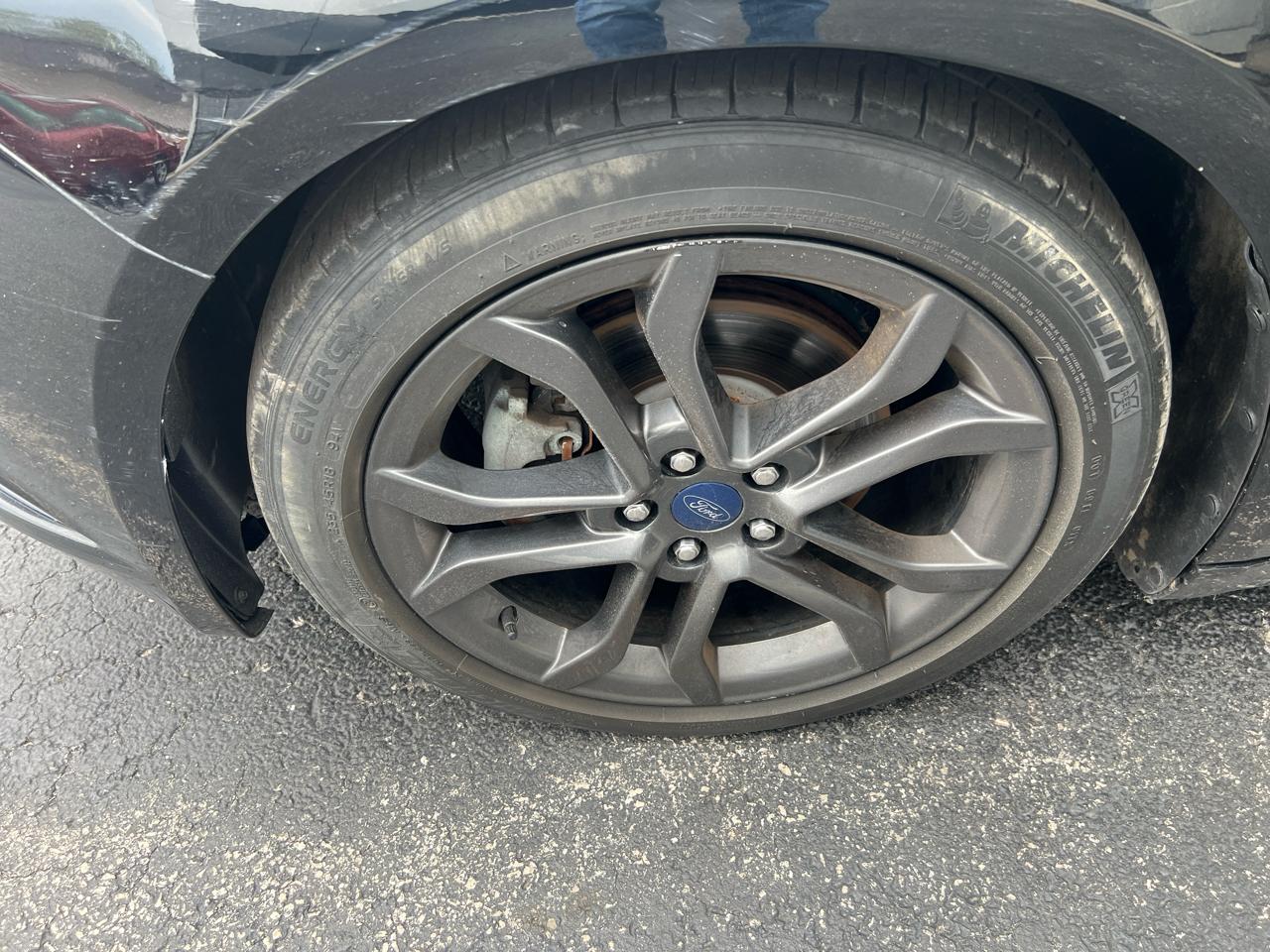 Ford Fusion SE FWD 2018