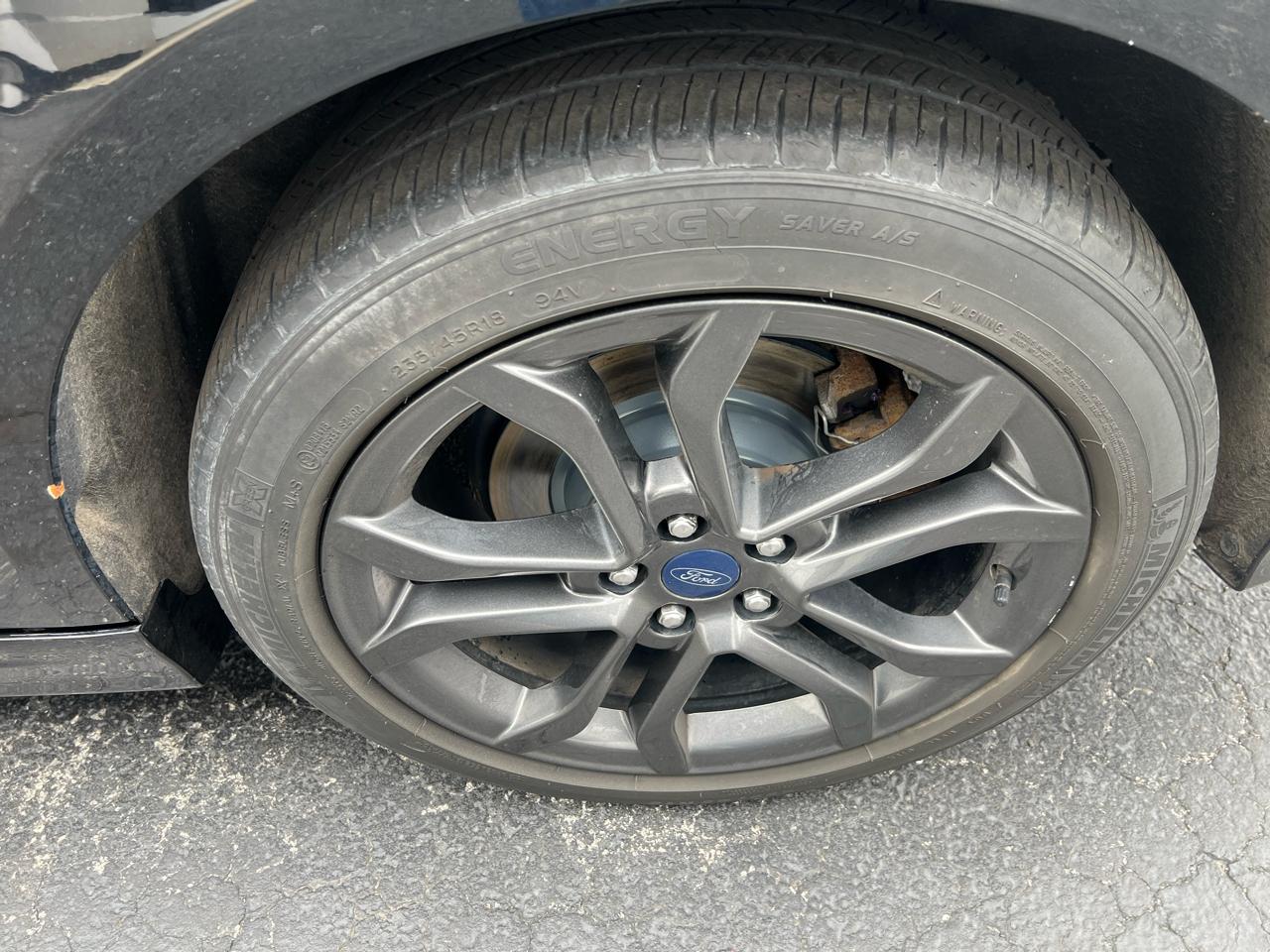 Ford Fusion SE FWD 2018