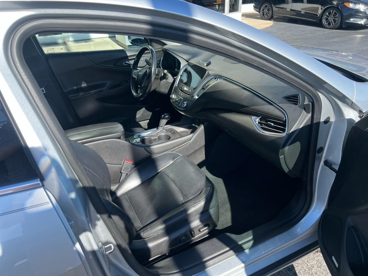 Chevrolet Malibu 4dr Sdn LT w/1LT 2017