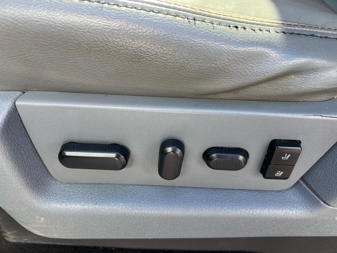 Ford F-150 4WD SuperCrew 145" King Ranch 2014