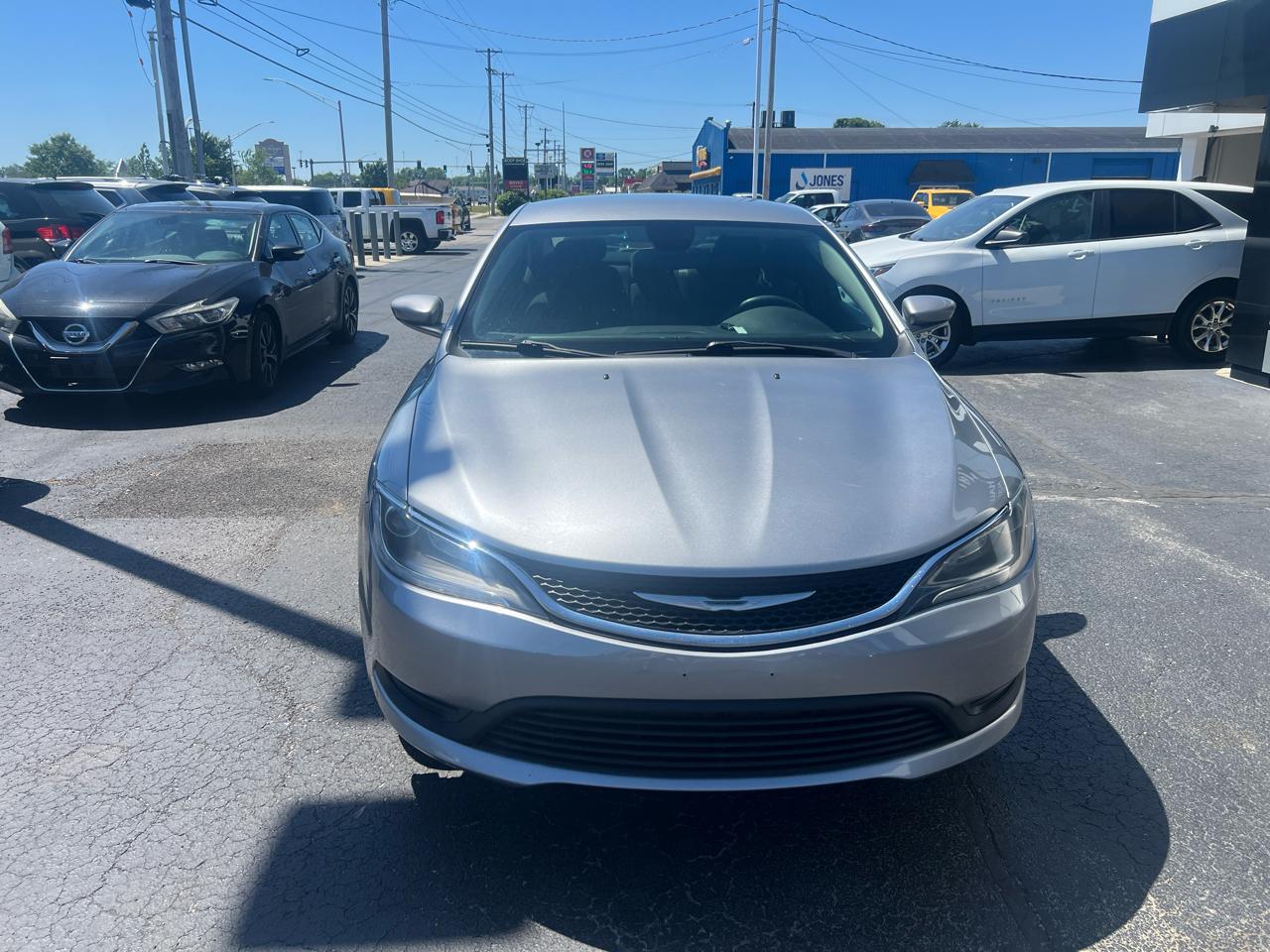 Chrysler 200 4dr Sdn LX FWD 2015