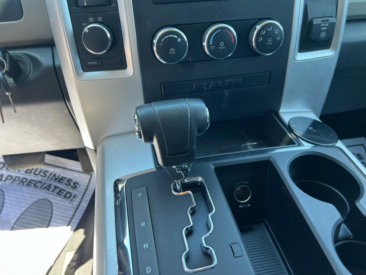 Dodge Ram 1500 4WD Quad Cab 140.5" TRX 2010