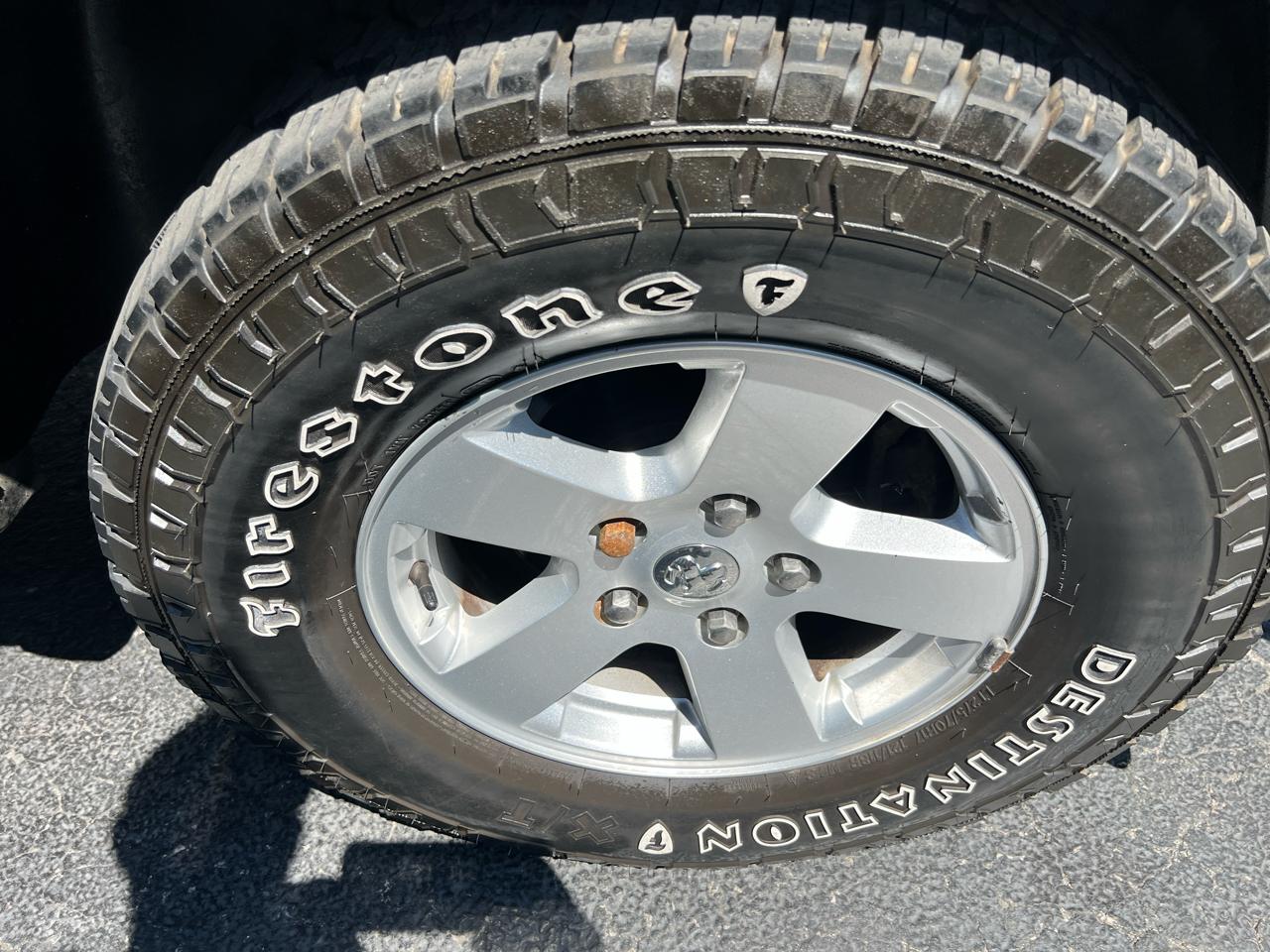 Dodge Ram 1500 4WD Quad Cab 140.5" TRX 2010