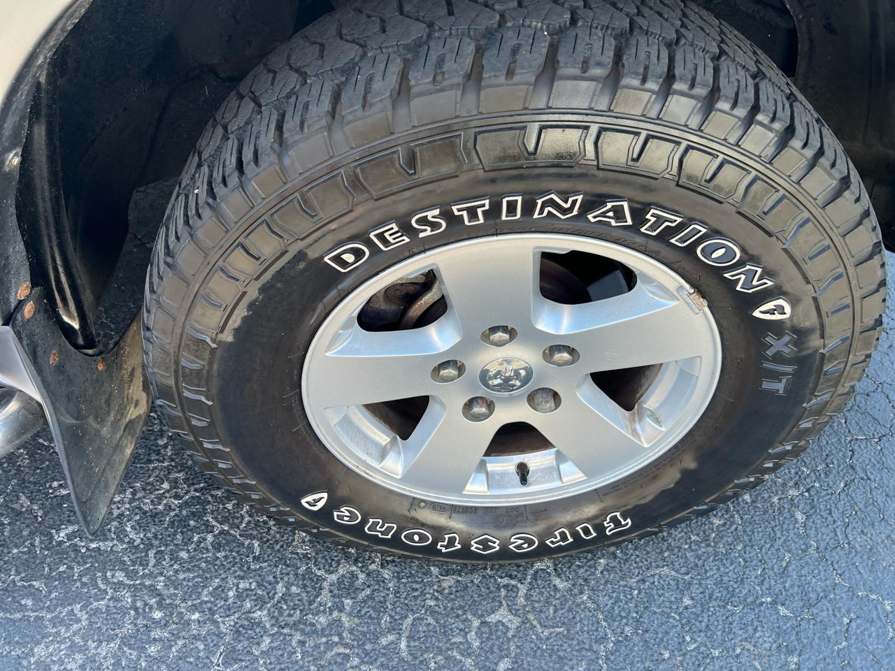 Dodge Ram 1500 4WD Quad Cab 140.5" TRX 2010