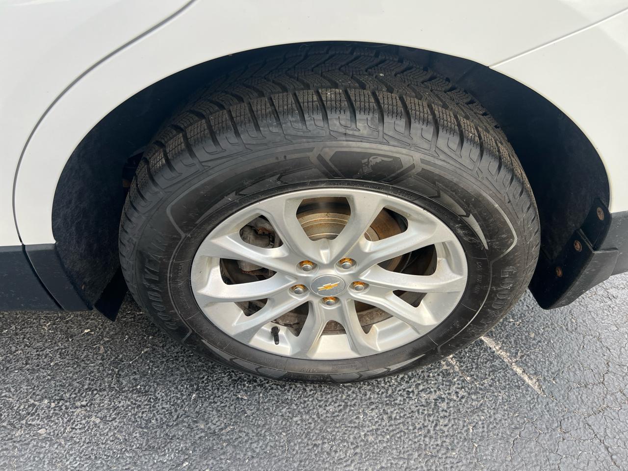 Chevrolet Equinox AWD 4dr LS w/1LS 2021