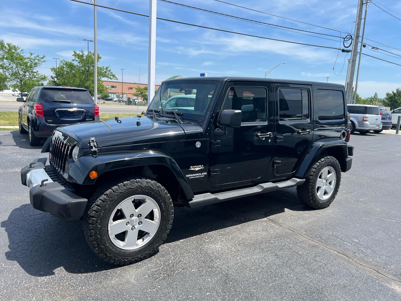 Jeep Wrangler Unlimited 4WD 4dr Sahara 2011