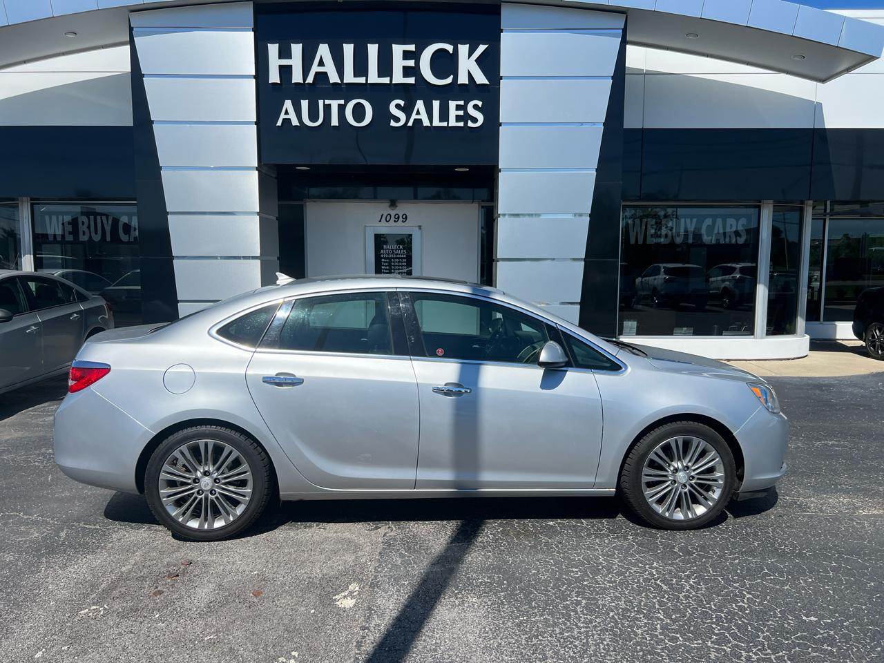 2013 Buick Verano 4dr Sdn Leather Group
