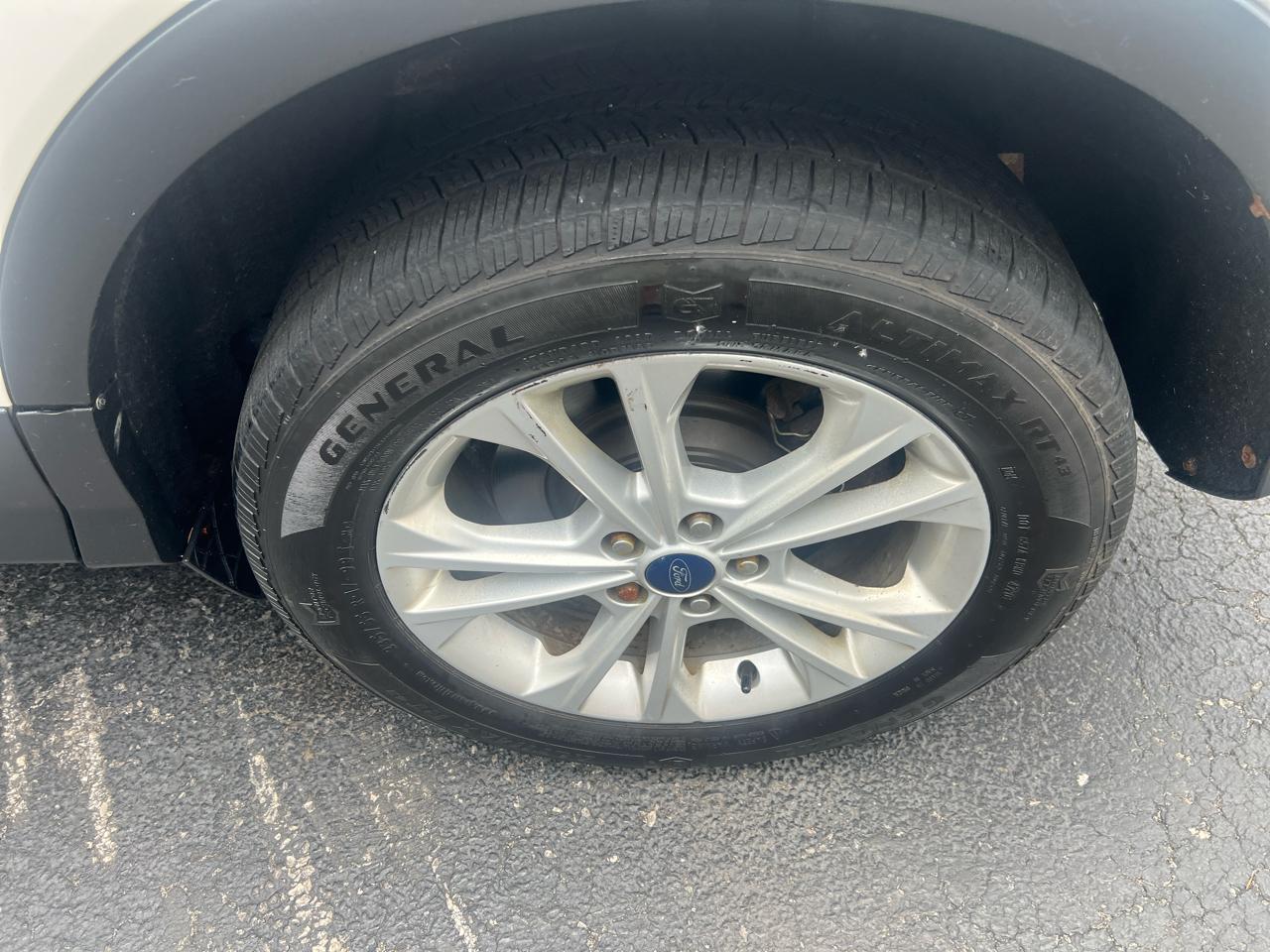 Ford Escape SE 4WD 2017