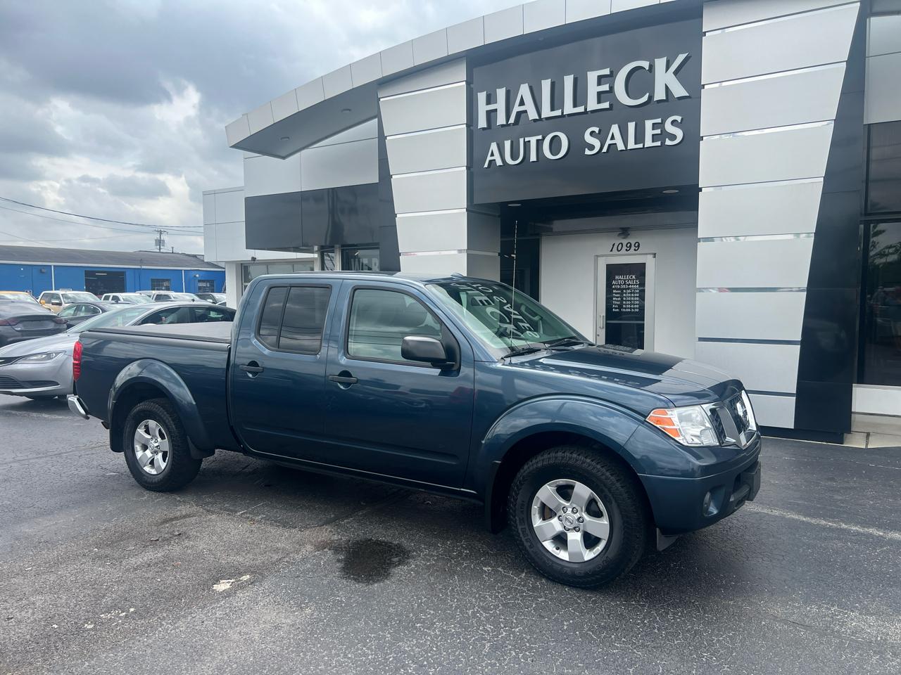 Nissan Frontier 4WD Crew Cab LWB Auto SV 2013