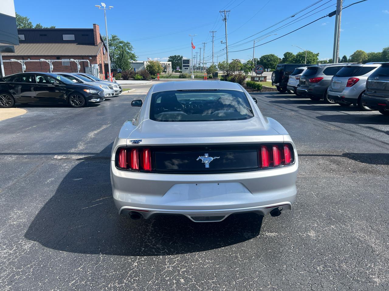 Ford Mustang V6 Fastback 2017