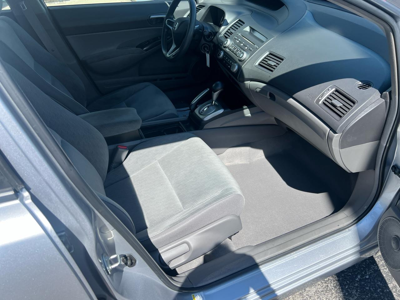 Honda Civic Sdn 4dr Auto LX 2011