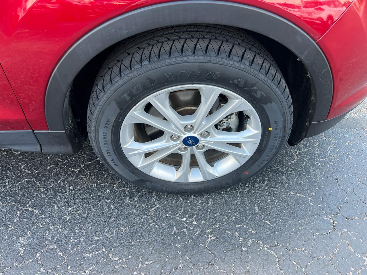 Ford Escape SE FWD 2019