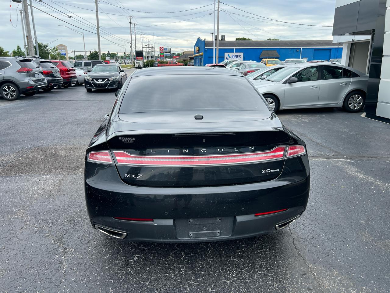 Lincoln MKZ 4dr Sdn FWD 2013