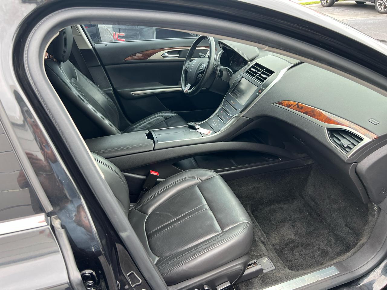 Lincoln MKZ 4dr Sdn FWD 2013