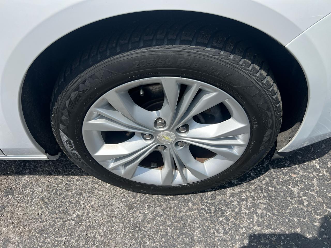 Chevrolet Impala 4dr Sdn LT w/2LT 2015