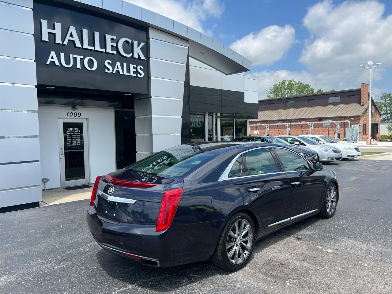 Cadillac XTS 4dr Sdn Premium AWD 2013