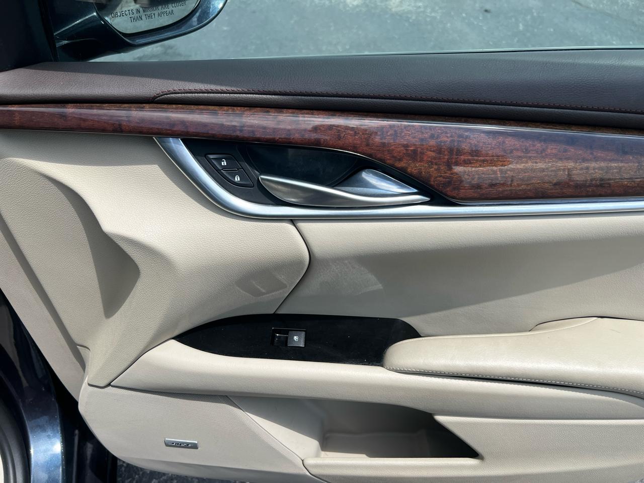 Cadillac XTS 4dr Sdn Premium AWD 2013