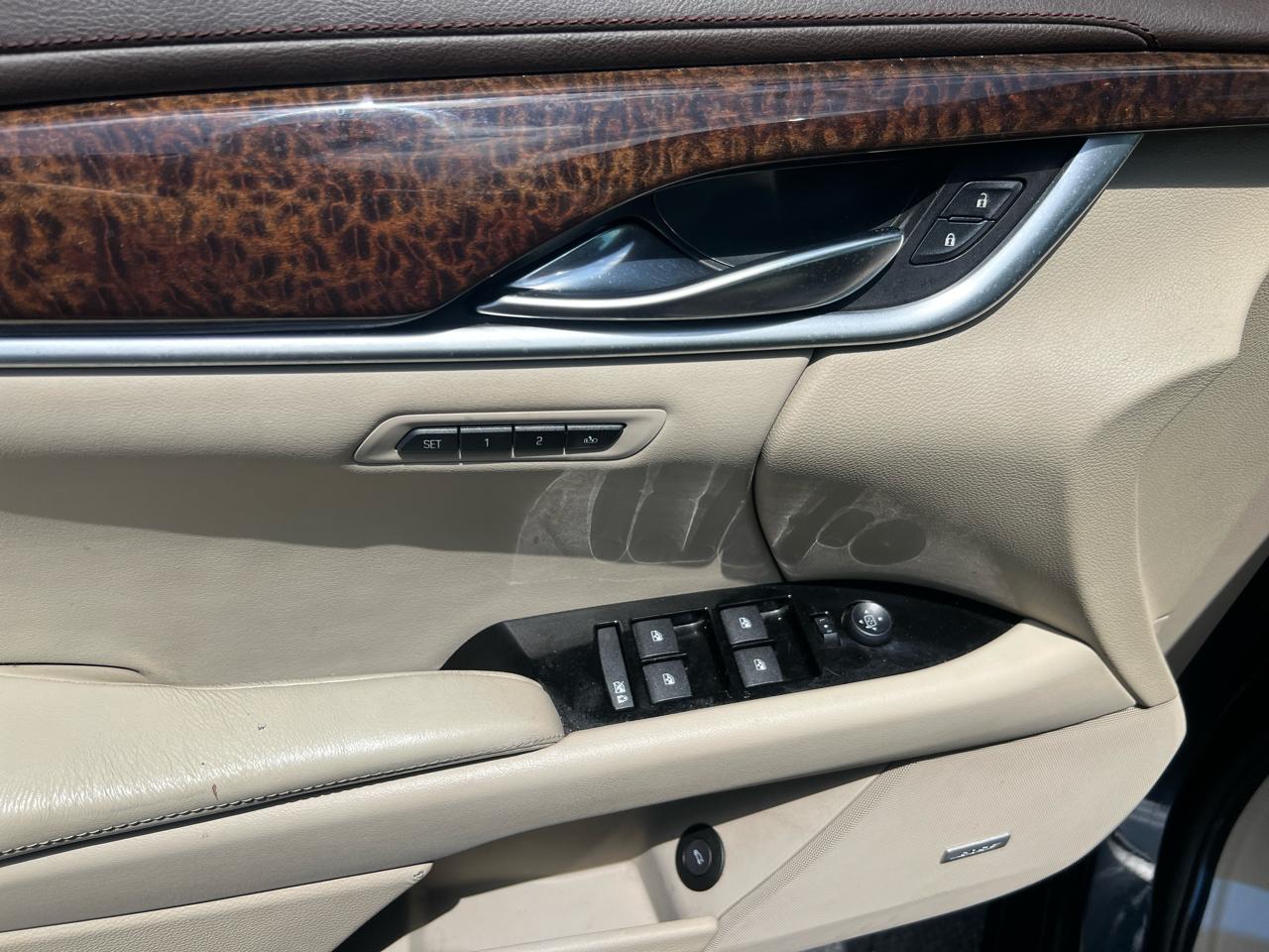 Cadillac XTS 4dr Sdn Premium AWD 2013