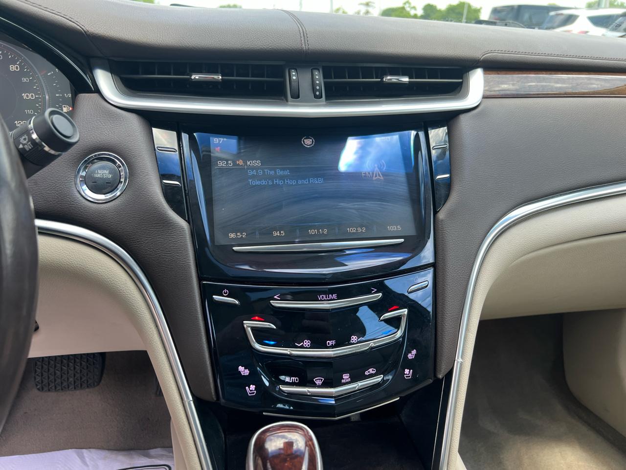 Cadillac XTS 4dr Sdn Premium AWD 2013