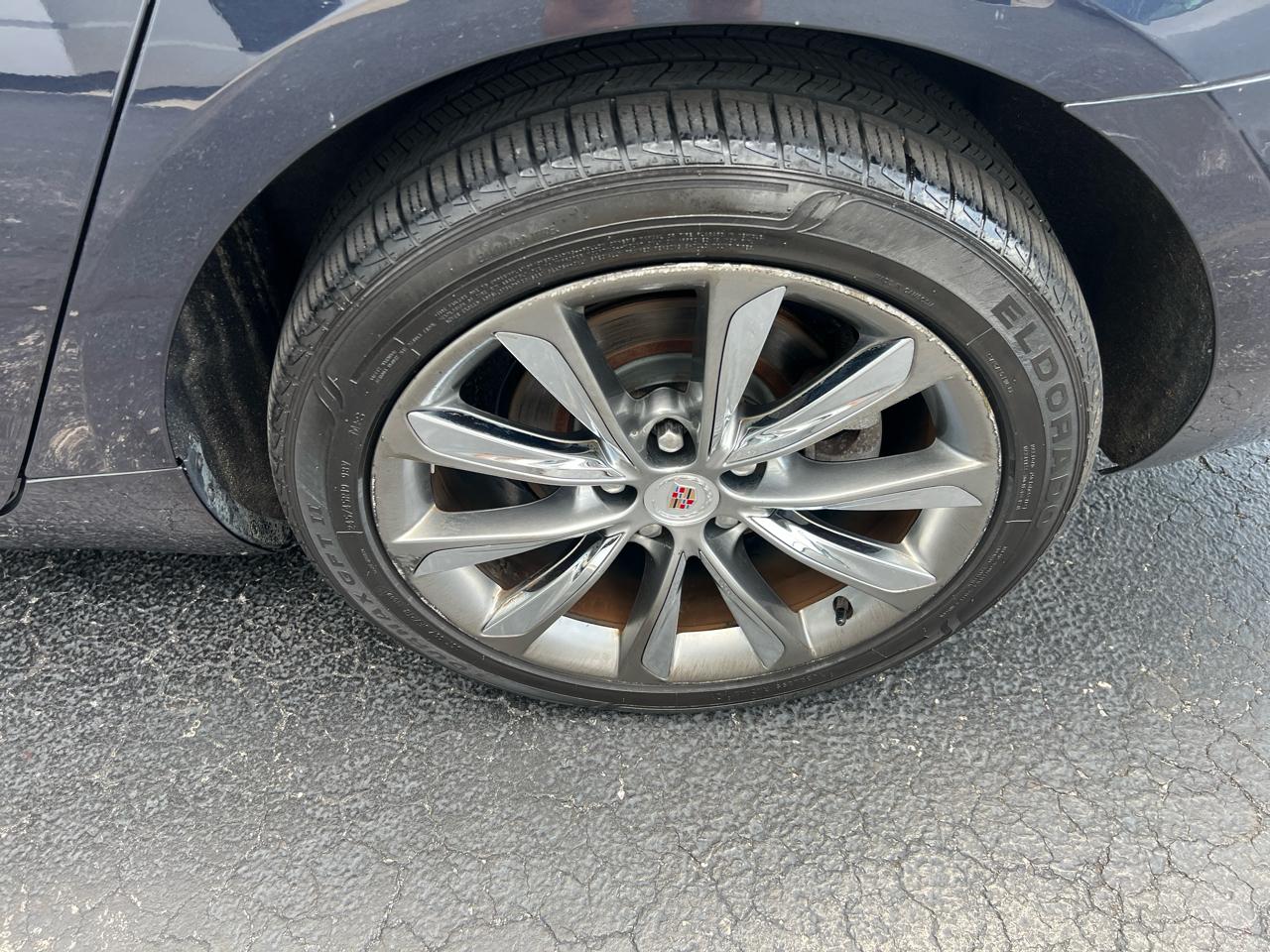 Cadillac XTS 4dr Sdn Premium AWD 2013