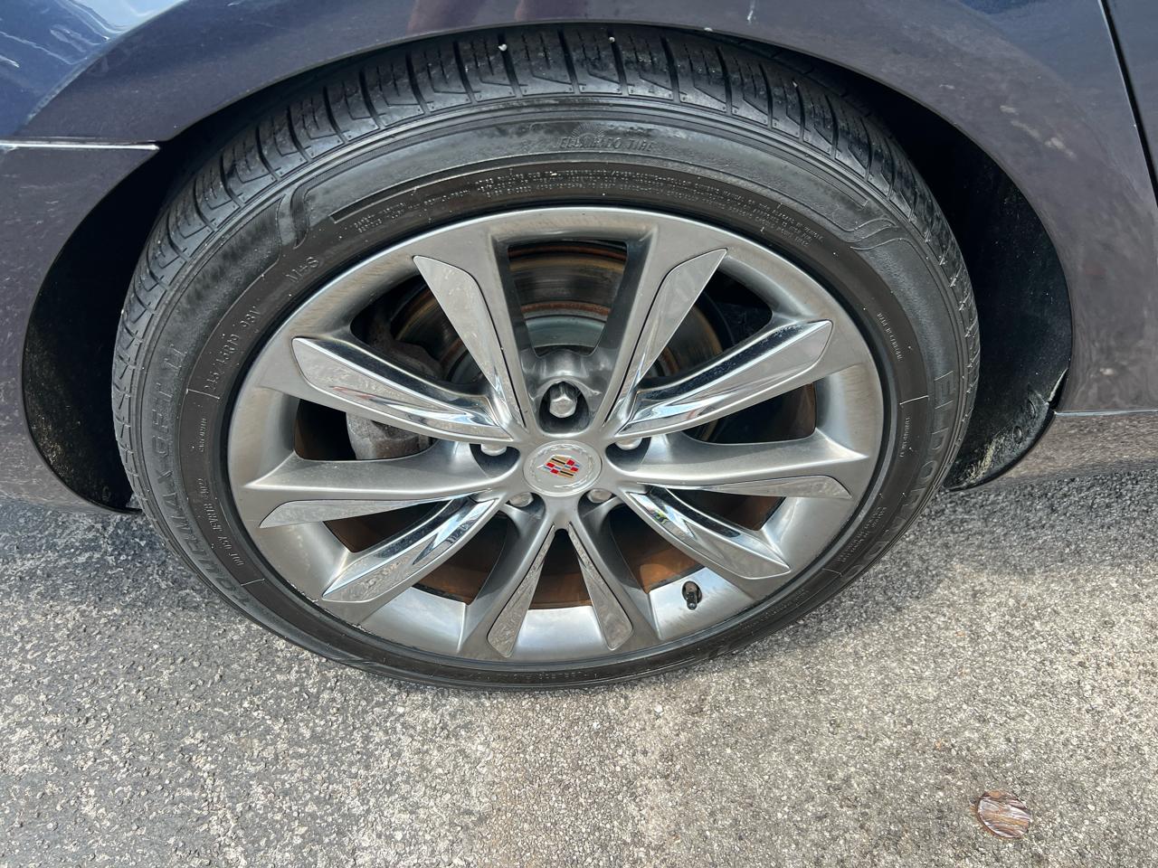 Cadillac XTS 4dr Sdn Premium AWD 2013