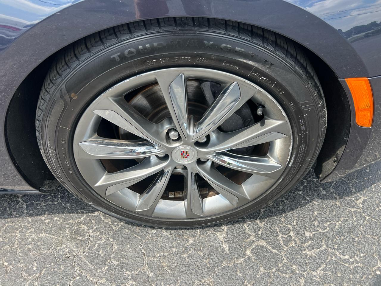 Cadillac XTS 4dr Sdn Premium AWD 2013