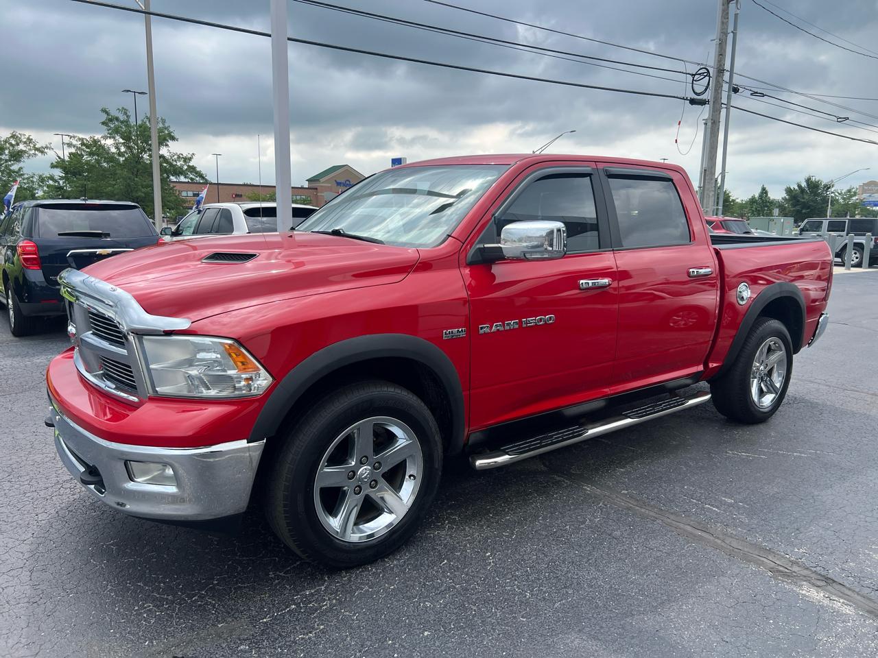 RAM 1500 4WD Crew Cab 140.5" Big Horn 2011