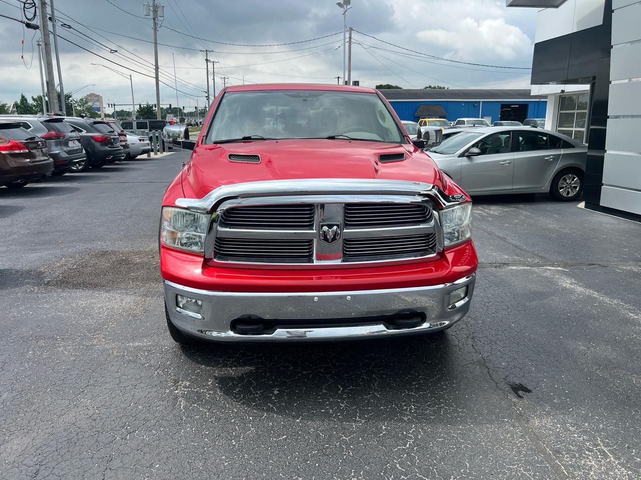 RAM 1500 4WD Crew Cab 140.5" Big Horn 2011