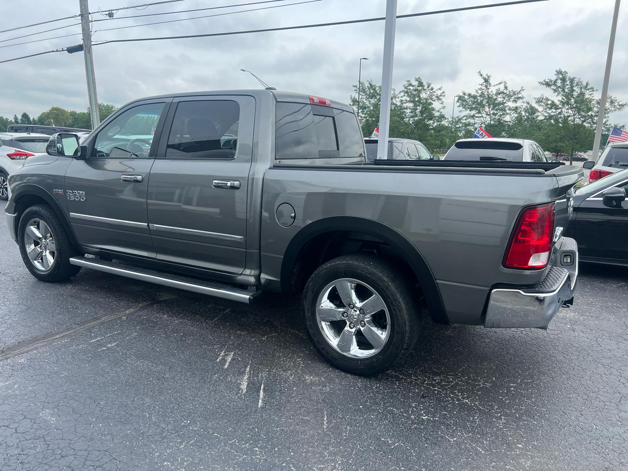 RAM 1500 4WD Crew Cab 140.5" Big Horn 2013