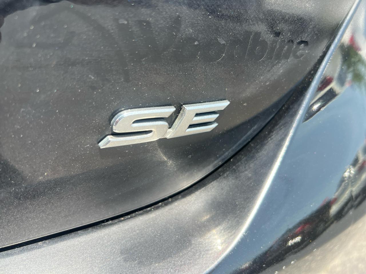 Toyota Camry XLE Auto (Natl) 2018