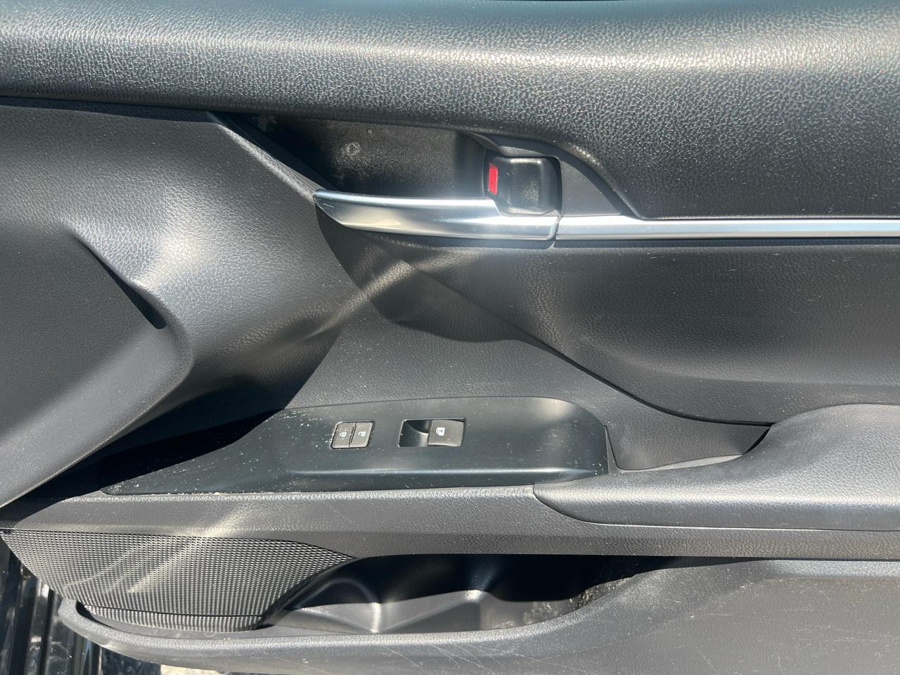 Toyota Camry XLE Auto (Natl) 2018