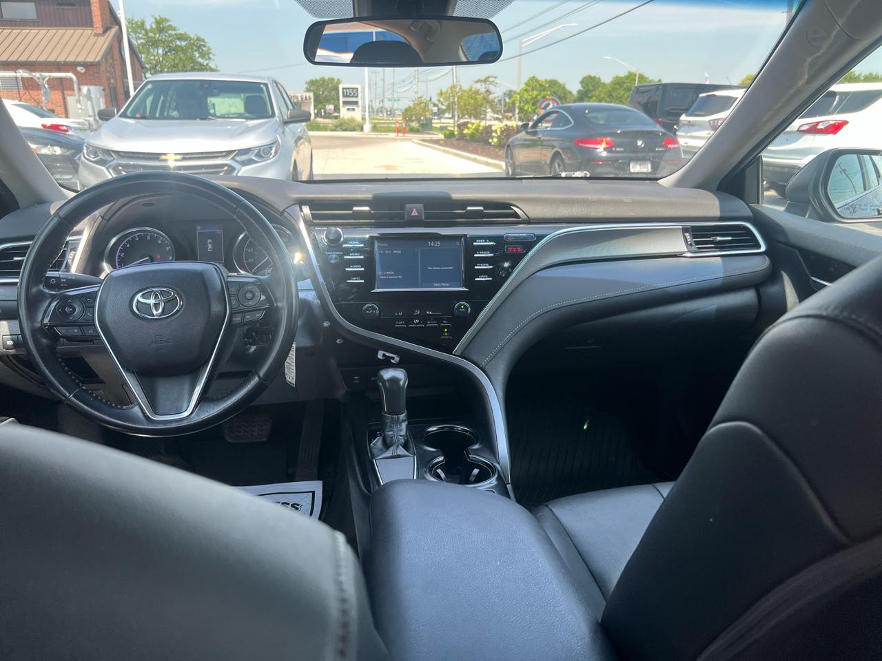 Toyota Camry XLE Auto (Natl) 2018