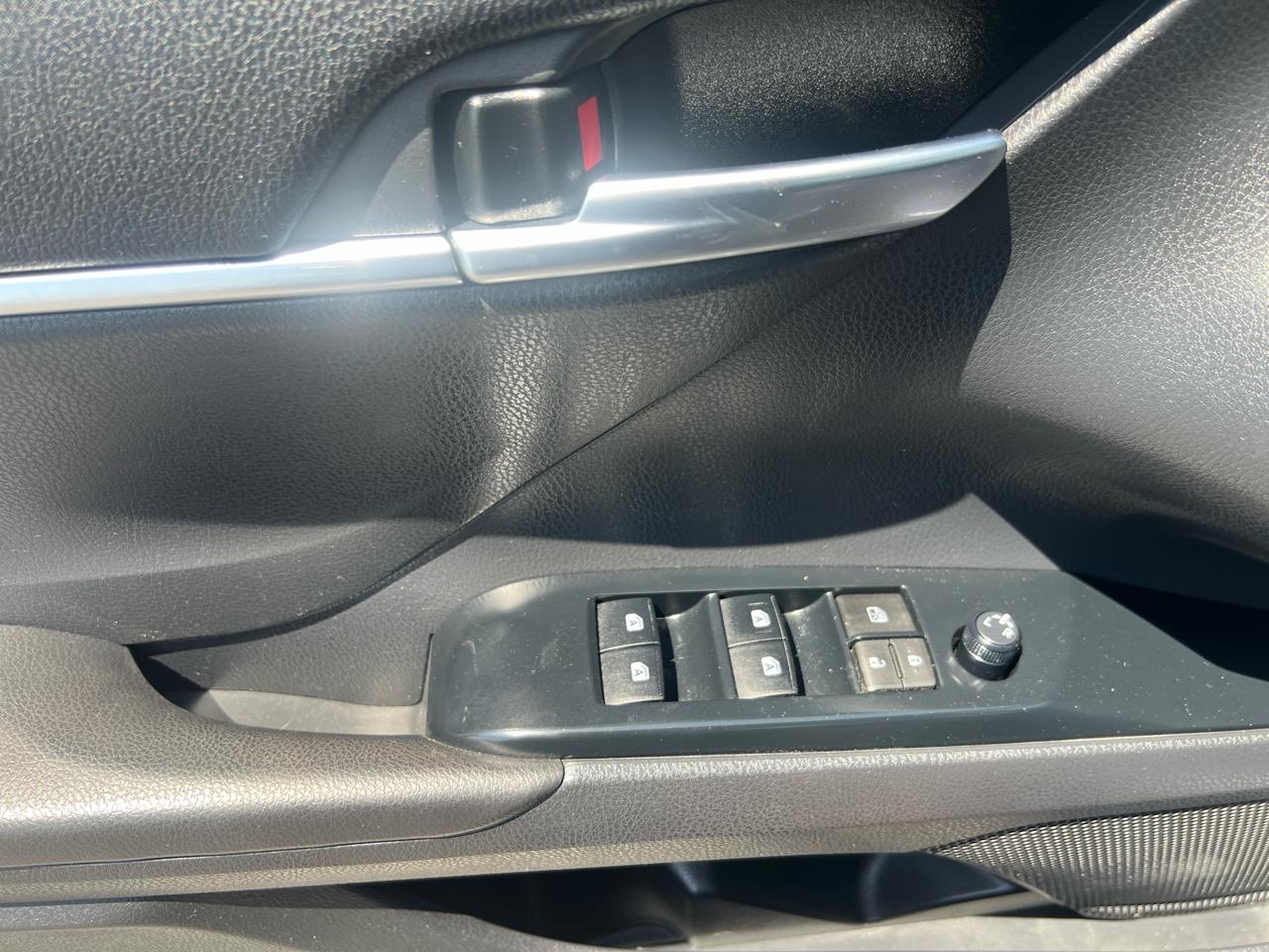 Toyota Camry XLE Auto (Natl) 2018