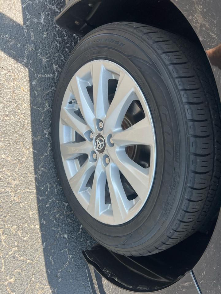 Toyota Camry XLE Auto (Natl) 2018