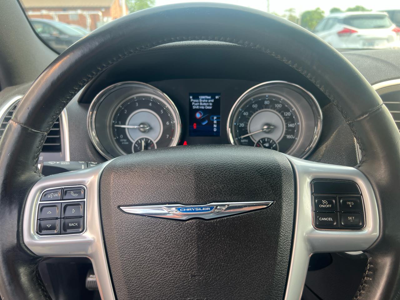 Chrysler 300 4dr Sdn Touring RWD 2013