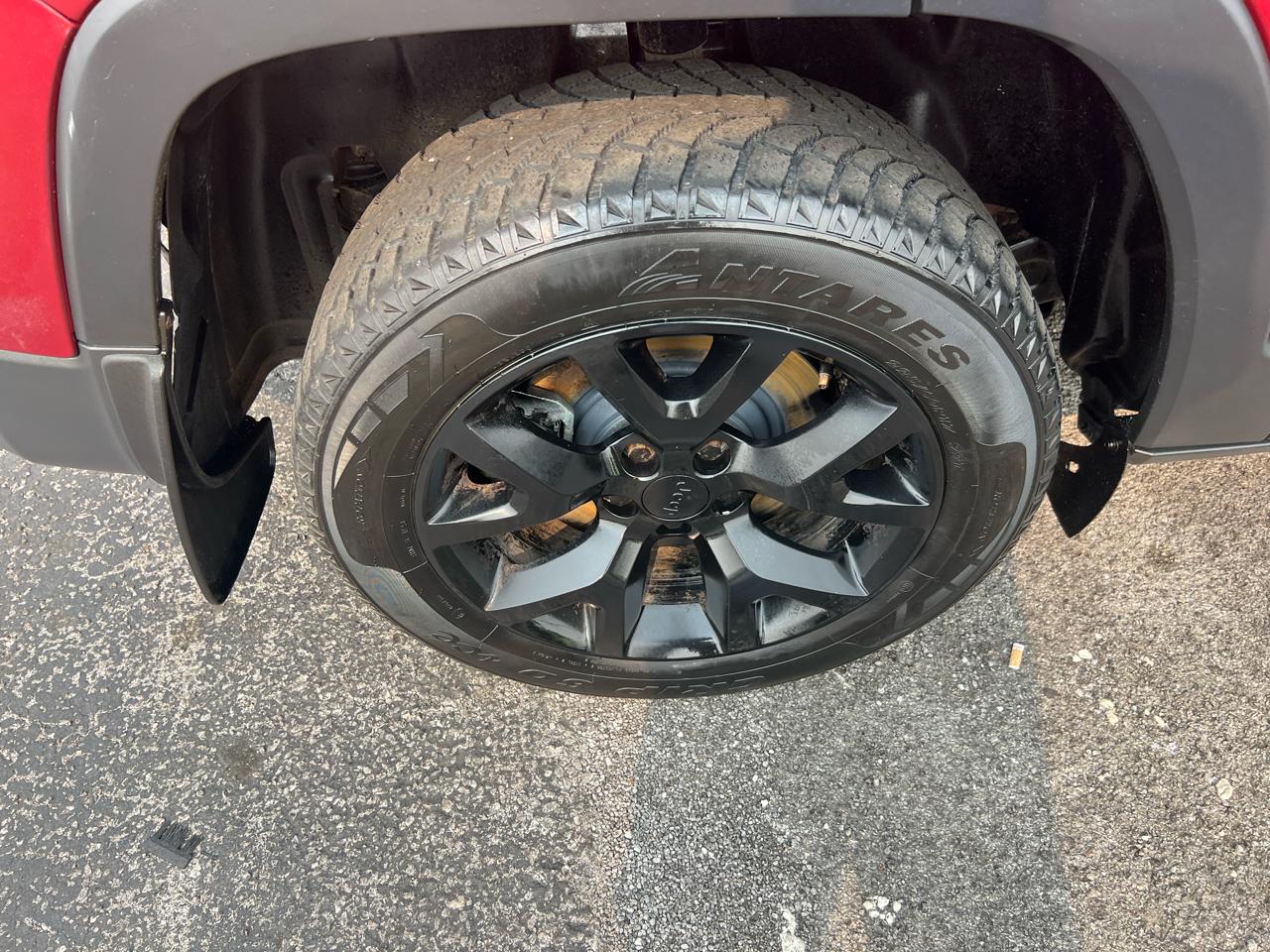 Jeep Cherokee 4WD 4dr Sport 2016