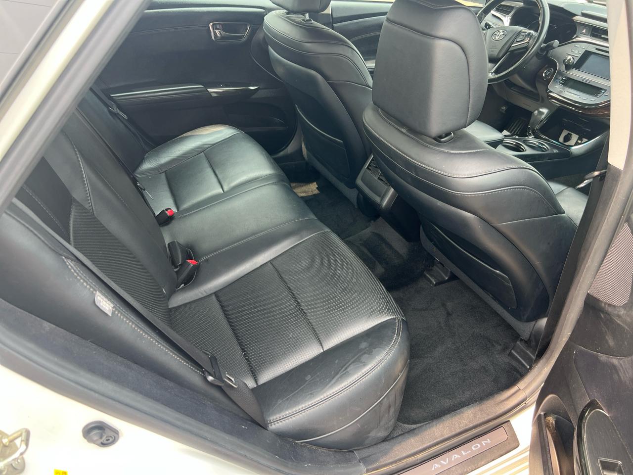 Toyota Avalon 4dr Sdn XLE Premium (Natl) 2014