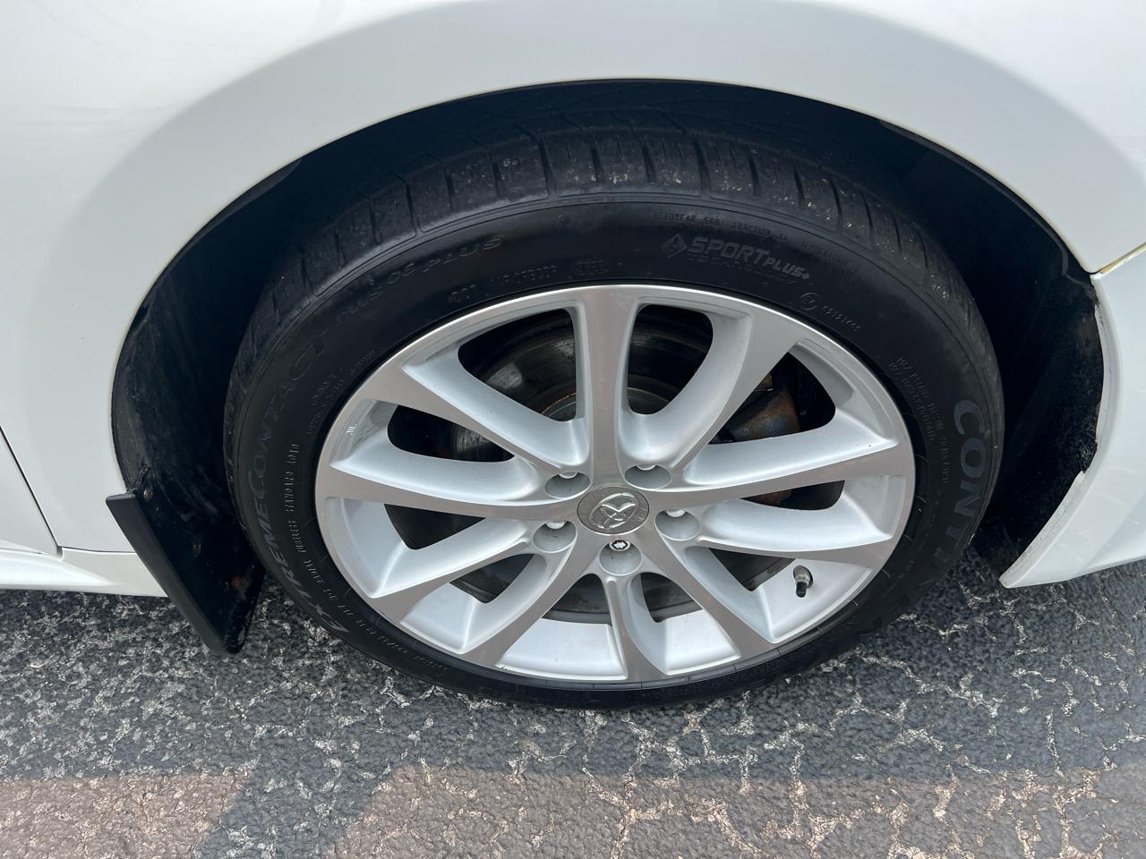 Toyota Avalon 4dr Sdn XLE Premium (Natl) 2014