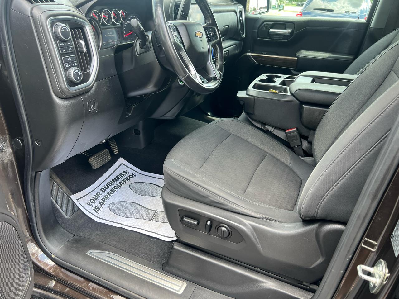 Chevrolet Silverado 1500 4WD Crew Cab 157" LT 2019