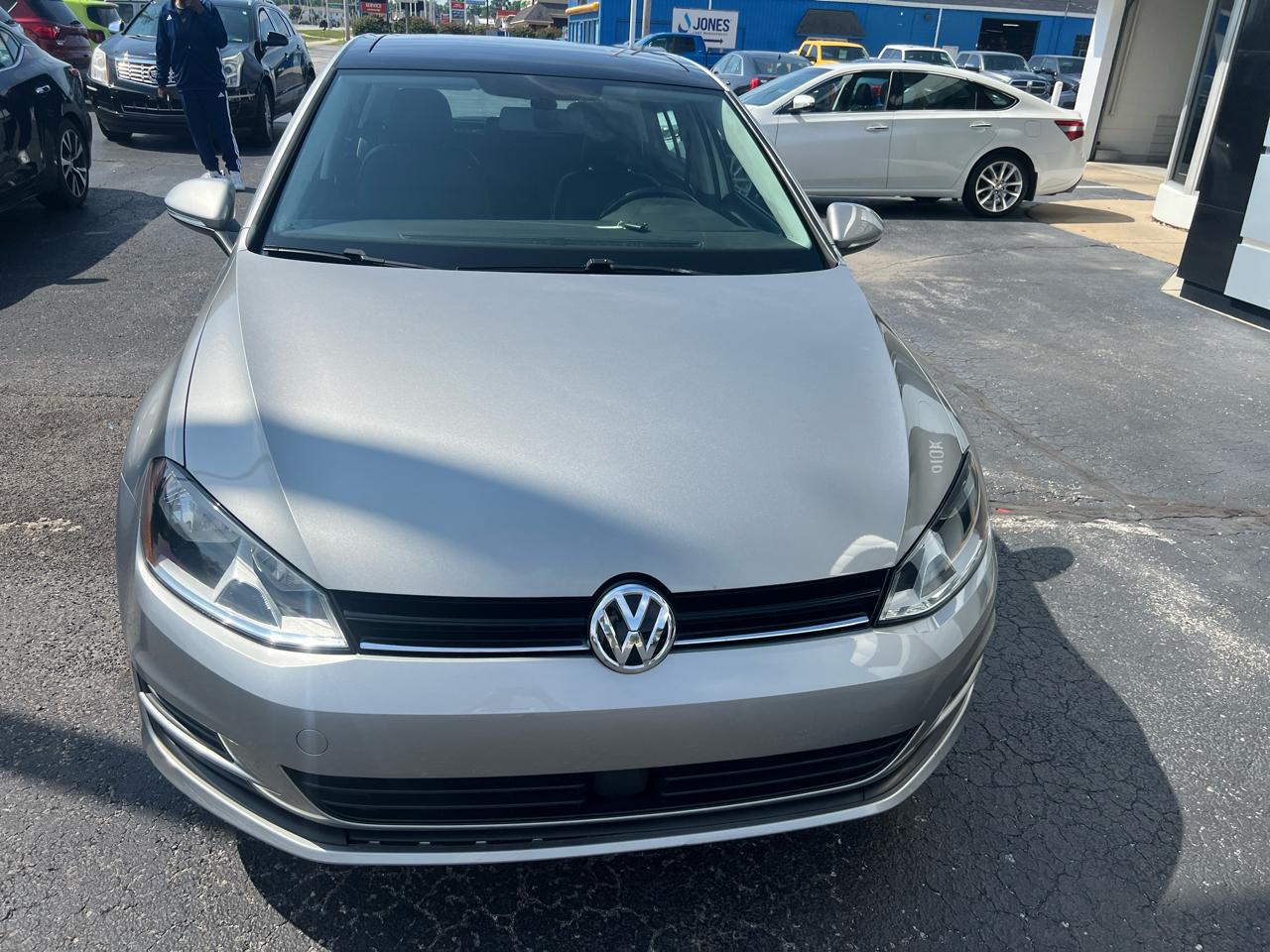 Volkswagen Golf 1.8T 4-Door S Auto 2017