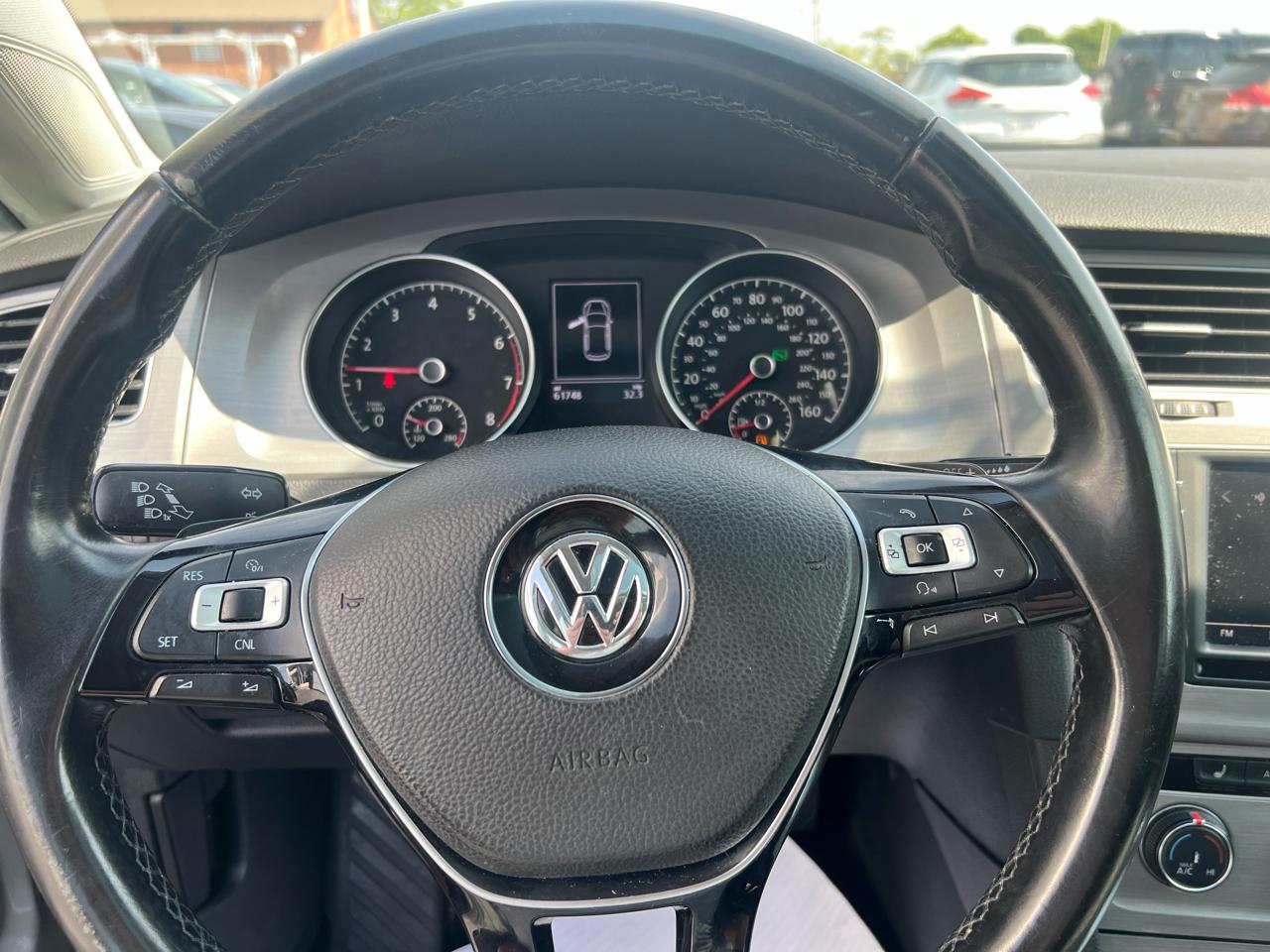 Volkswagen Golf 1.8T 4-Door S Auto 2017