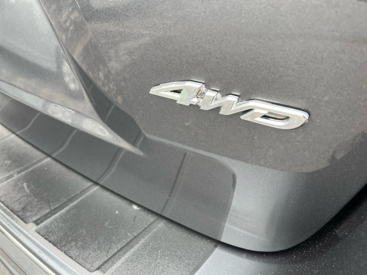 Toyota Highlander 4WD 4dr V6 Limited (Natl) 2012