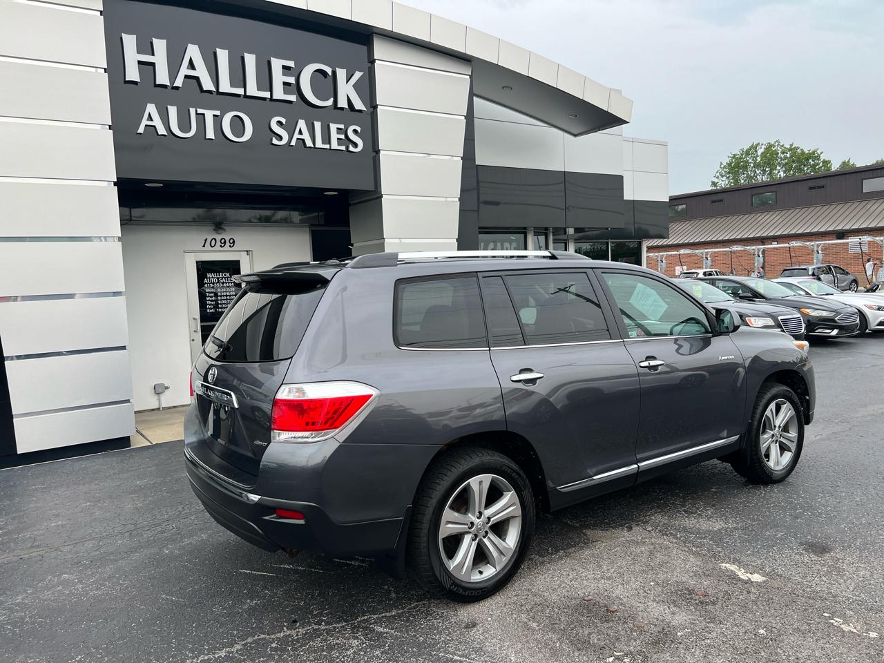 Toyota Highlander 4WD 4dr V6 Limited (Natl) 2012
