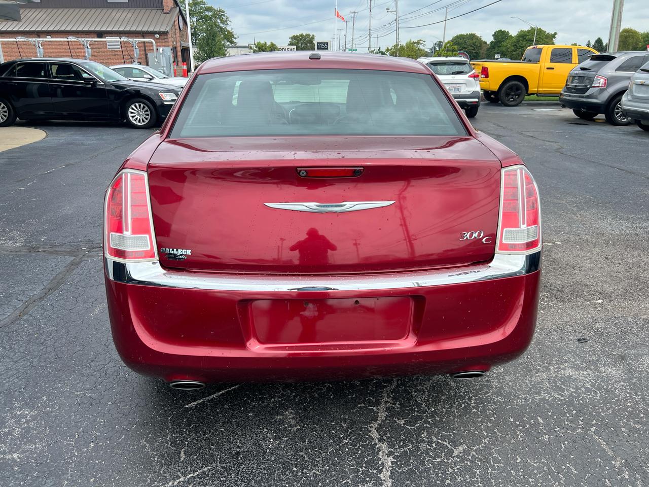 Chrysler 300 4dr Sdn 300C RWD 2014